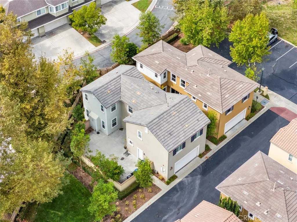 951 N Cornejo Way, Azusa, California 91702 home-pic-34